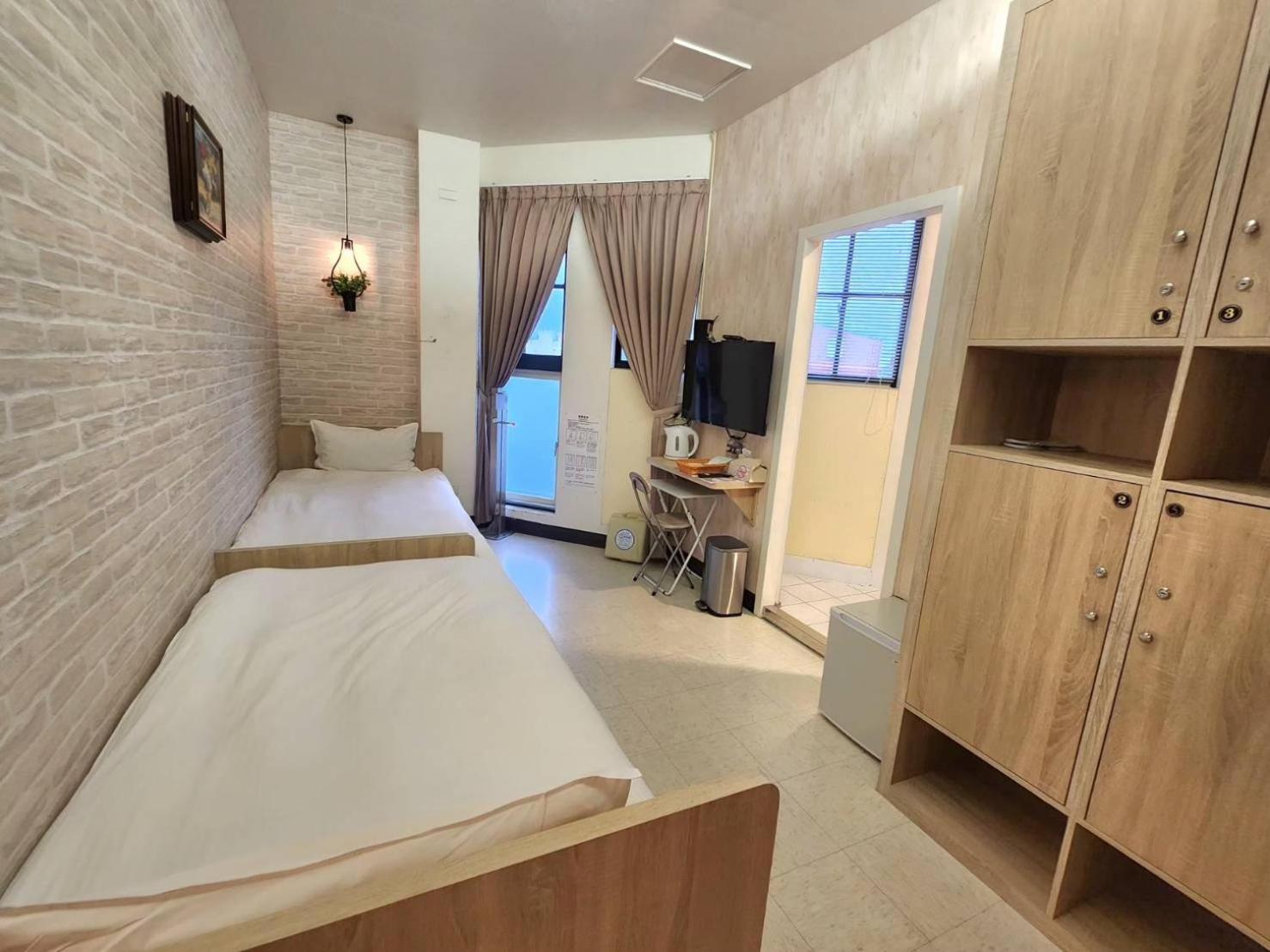 Jia-Jia Business Hotel Luodong Exterior photo
